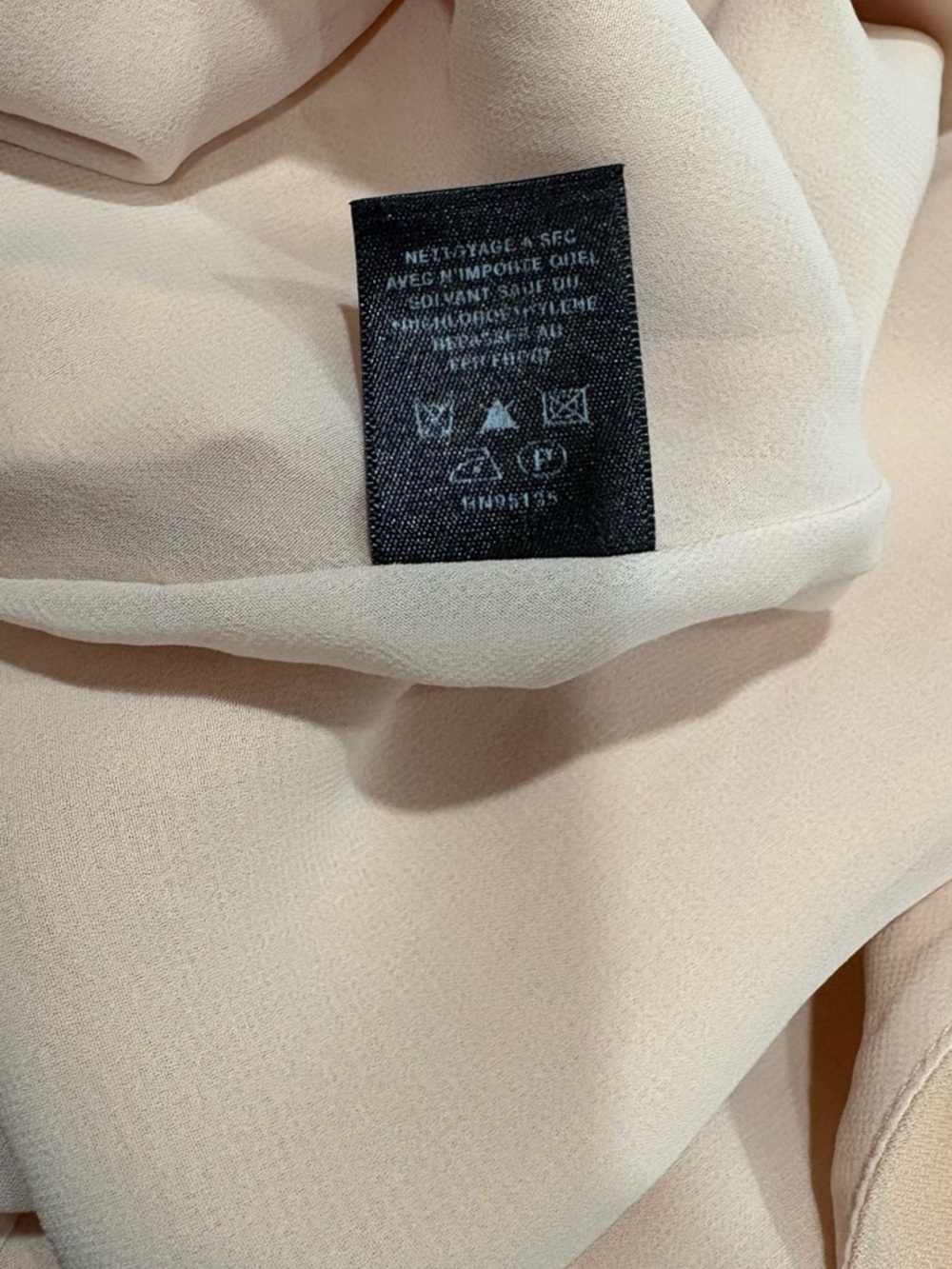 Lafayette 148 Silk Tank Top Beige Nude Sleeveless Luxury Blouse Size 8 - Picture 7 of 7